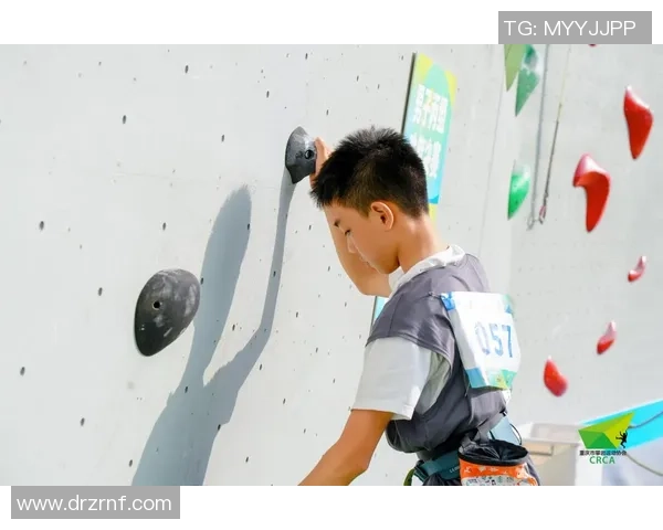 重庆攀岩队速度对比分析揭示训练差异与未来发展潜力 重庆攀岩队速度对比分析揭示训练差异与未来发展潜力