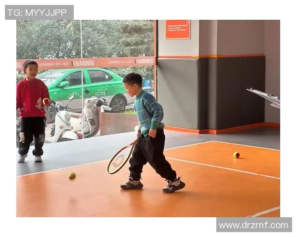 重庆网球队耐力训练揭秘:提升竞技水平的关键因素与方法探讨 重庆网球队耐力训练揭秘:提升竞技水平的关键因素与方法探讨